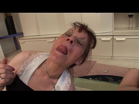 ❤️ Kaks vanaema ja üks vanaisa teevad kolmekesi ️ Pornovideo at porn et.xinwen1288.top ☑