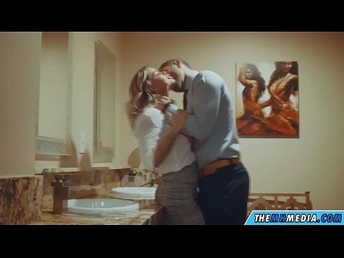 ❤️ Kui rinnakas blondiin võrgutab sind avalikus tualettruumis ️ Pornovideo at porn et.xinwen1288.top ☑